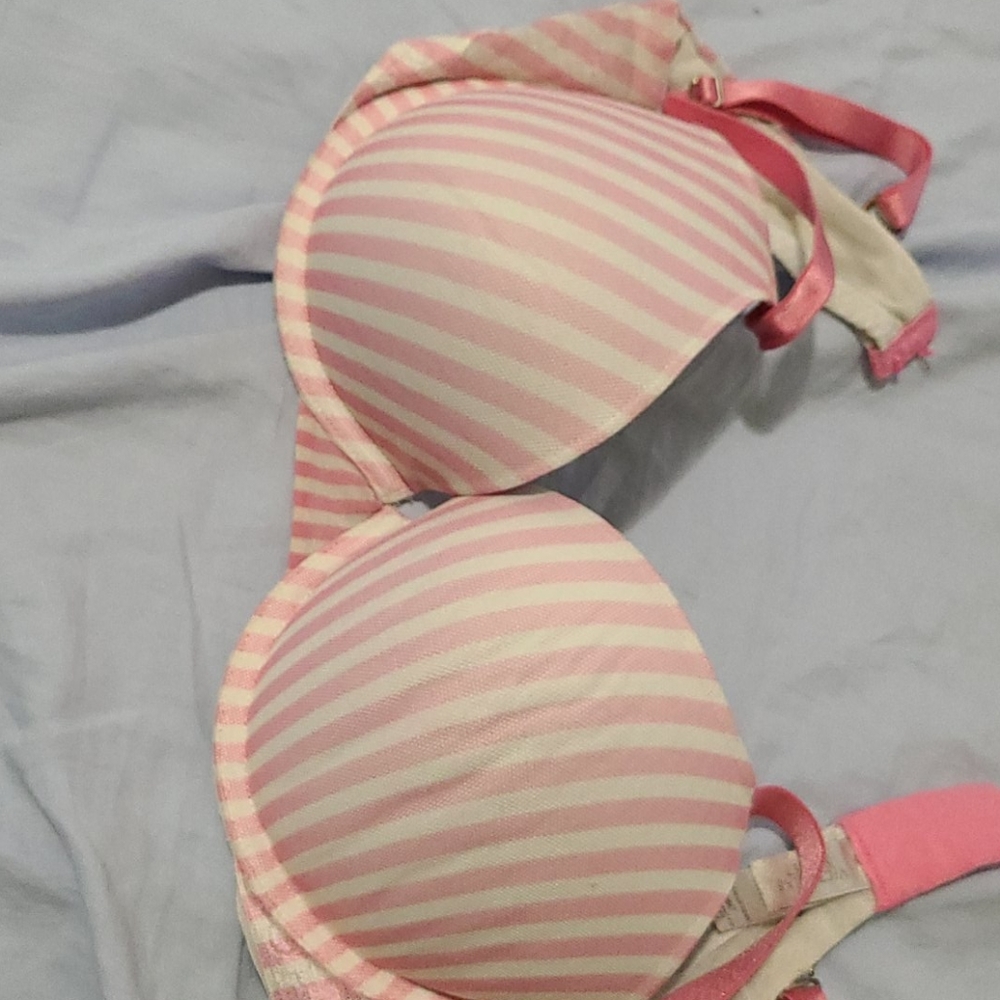 36C Victoria secret bra